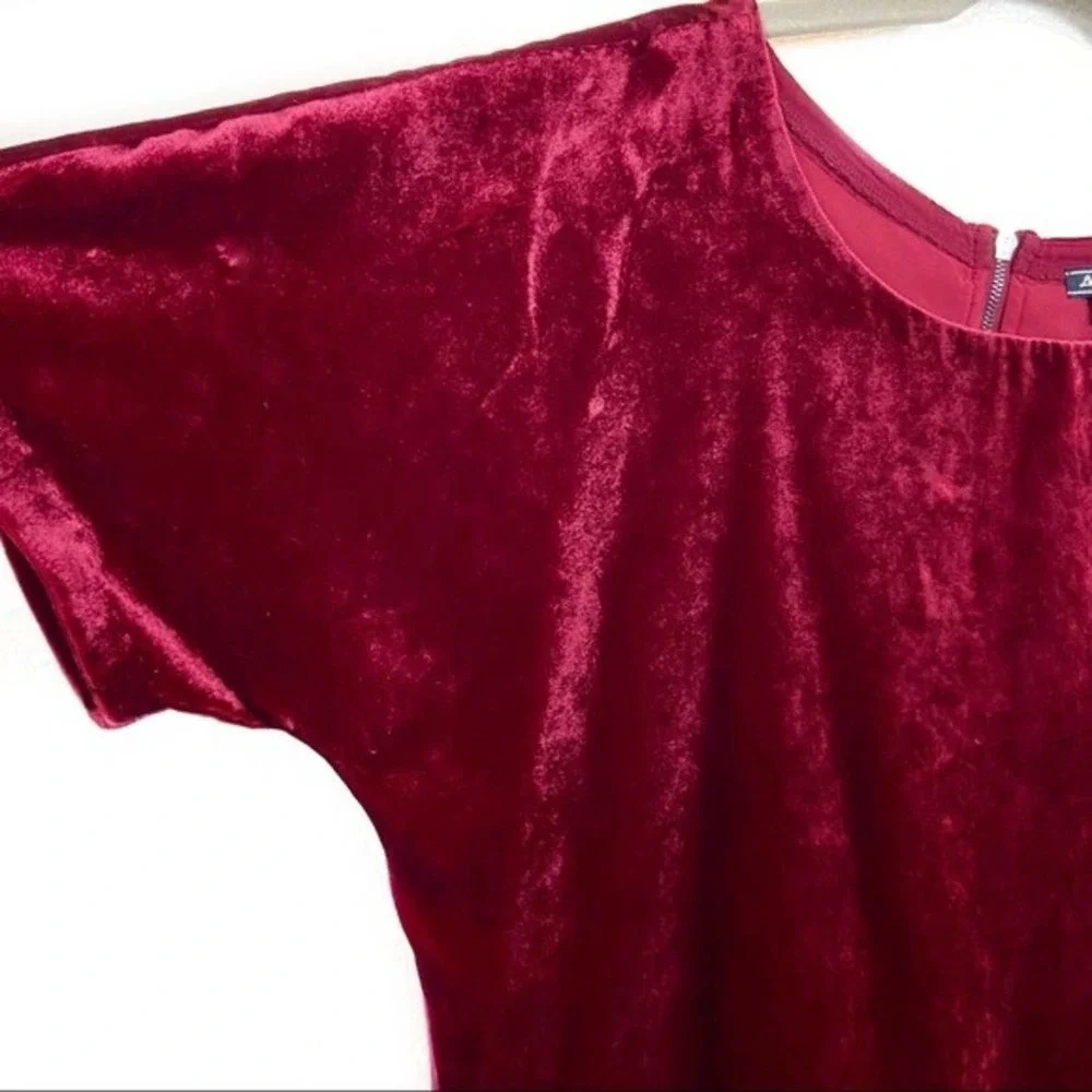 Lucky Brand Velour Top Red Women's Maroon Crushed Stretch Blouse  Size Medium - Picture 3 of 12